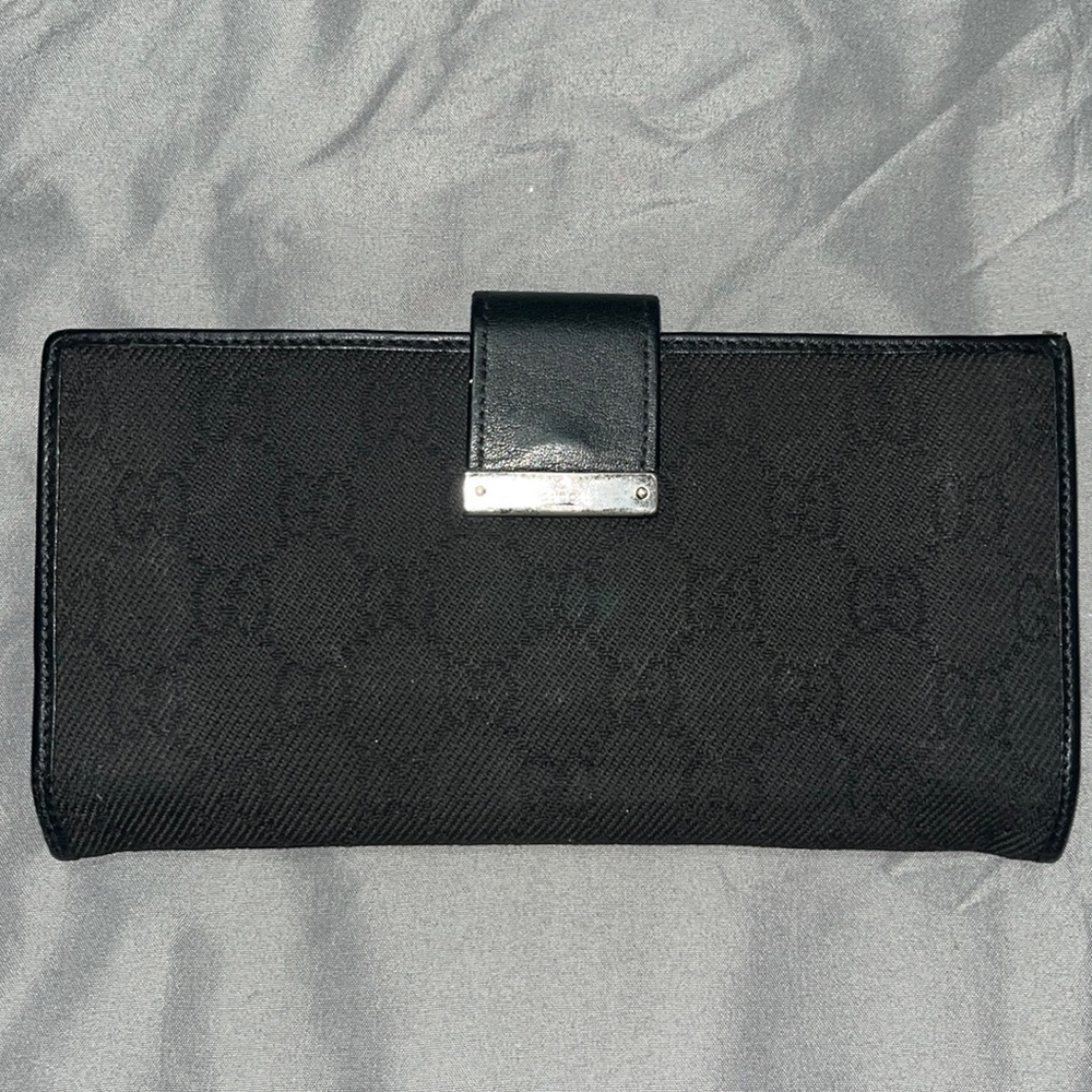 Authentic Gucci Wallet